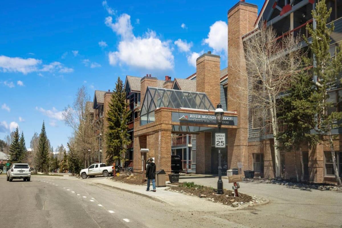 Cozy Studio With Shared Pool -3 Min To Ski Lift Breckenridge Exterior photo