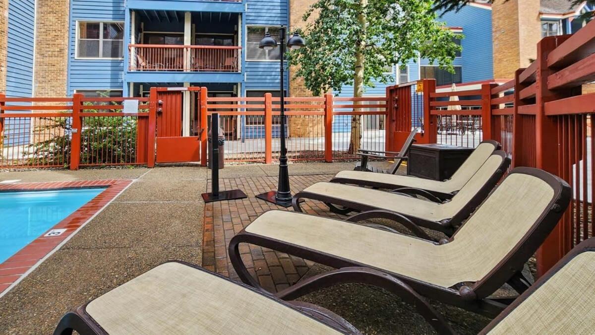 Cozy Studio With Shared Pool -3 Min To Ski Lift Breckenridge Exterior photo